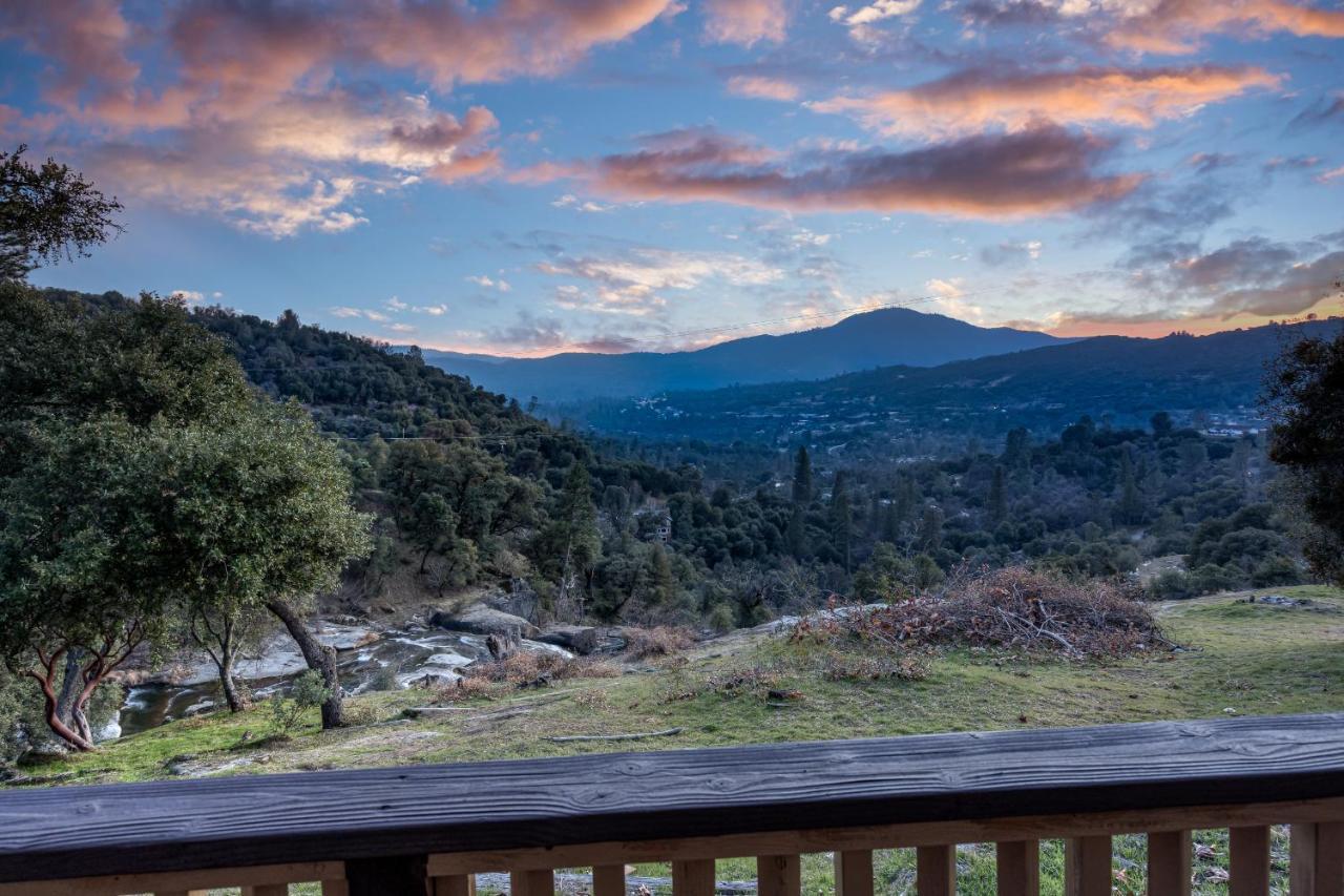 Casa Rio Yosemite -Waterfall Plus 9 Acres Окхерст Экстерьер фото
