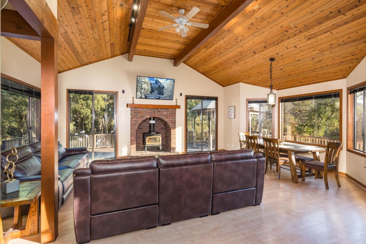 Casa Rio Yosemite -Waterfall Plus 9 Acres Окхерст Экстерьер фото