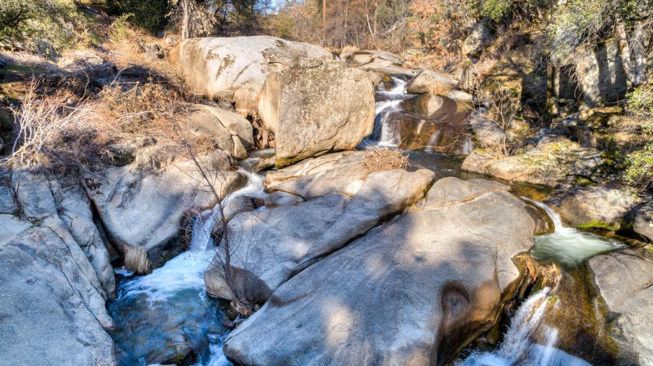 Casa Rio Yosemite -Waterfall Plus 9 Acres Окхерст Экстерьер фото